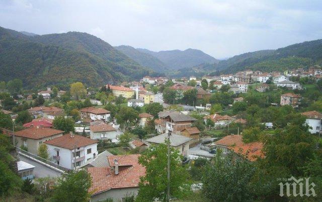 ЧУДО! Баба Нурие прогледна на 105 години