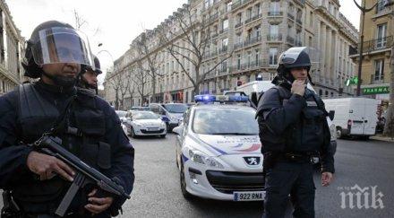 френският министър отбраната осъди нападението париж страхлив акт