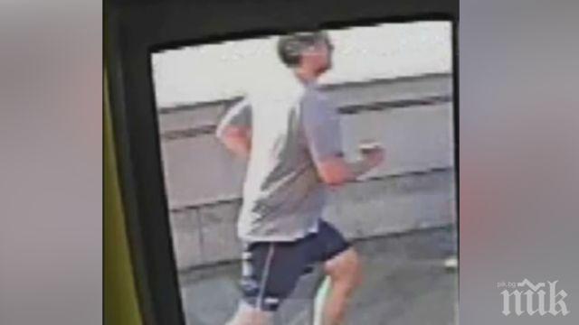 Агресивен бегач избута жена пред автобус в Лондон (ВИДЕО)