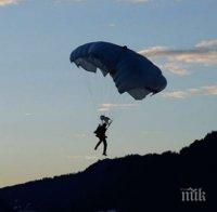 ИЗВЪНРЕДНО! Хеликоптер спасява парапланерист на Витоша