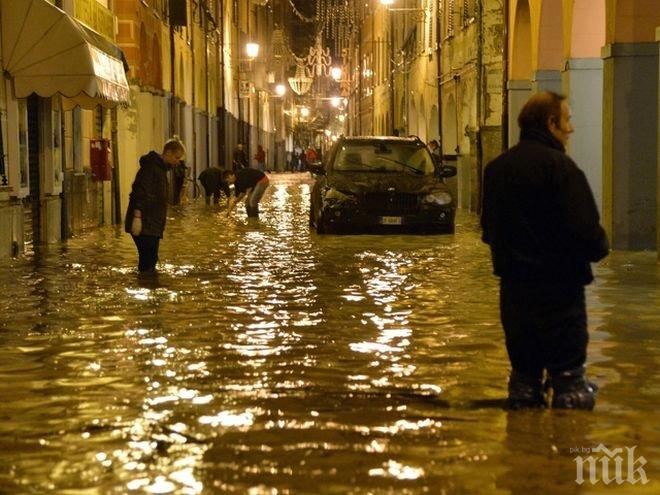 Един изчезнал и множество ранени в резултат на лошото време в Италия