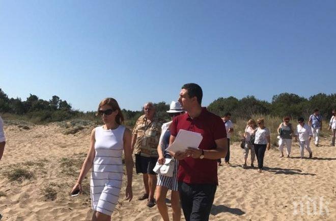 Ангелкова погва собствениците на частни имоти зад плаж Корал