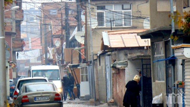 Заснемат Столипиново за незаконни ромски къщи