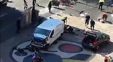 нито един двамата задържани терористичното нападение барселона шофирал микробуса извършено