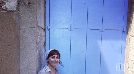 рак уби сирийска актриса избягала франция режима асад