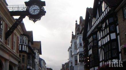 реакция губернаторът вирджиния призова сваляне паметниците политици военни конфедерацията