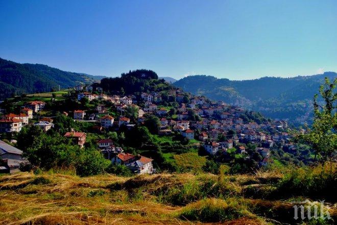 Българи и чужденци напират за имоти в красиво родопско село