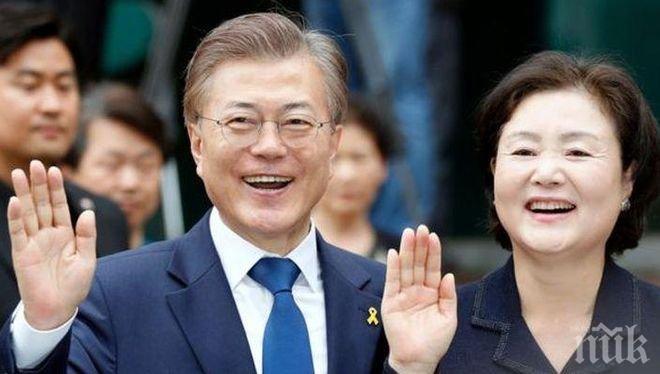 Президентът на Южна Корея призова за помощ от САЩ за мирно разрешаване на кризата със Северна Корея