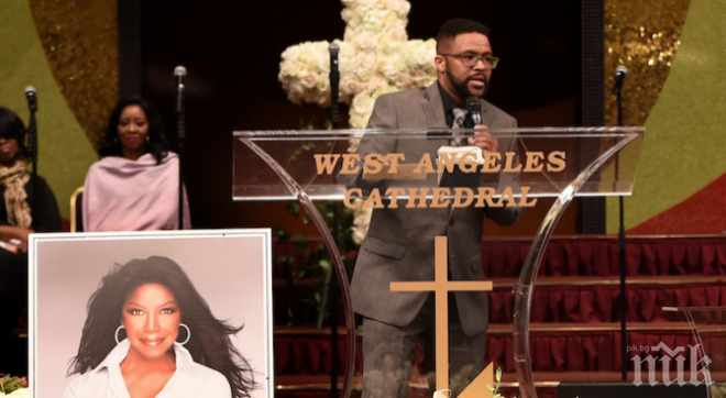 ТРАГЕДИЯ! Синът на Натали Коул почина на 39