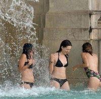 Пак се прочухме! Българка се изкъпа във фонтан в Рим, одрусаха я здраво