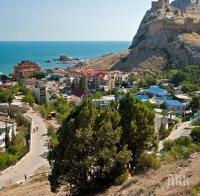 Бедствие! 76 души са евакуирани заради свлачища в Крим