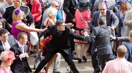 въргал сватбари биха заради подаръците булката болница