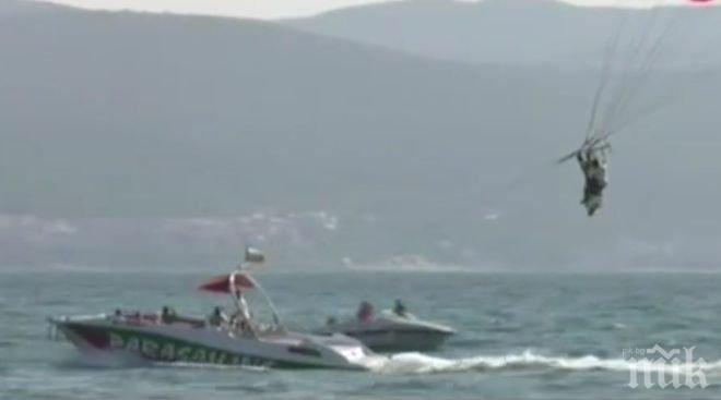 НЕВЕРОЯТНО! Българският Худини скочи на 5 метра дълбочина с усмирителна риза!