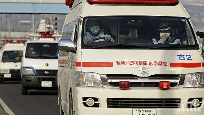 Инцидент! Петима души са в неизвестност, след като баржа потъна в Япония