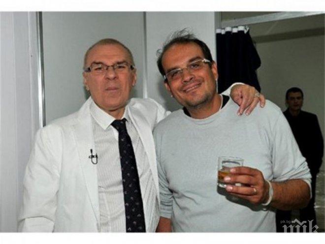 САМО В ПИК И РЕТРО! Васко Кеца се събра с Ивайло - певецът и импресариото на тайна почивка в Бургас, Найденов пусна шкембе (СНИМКА)