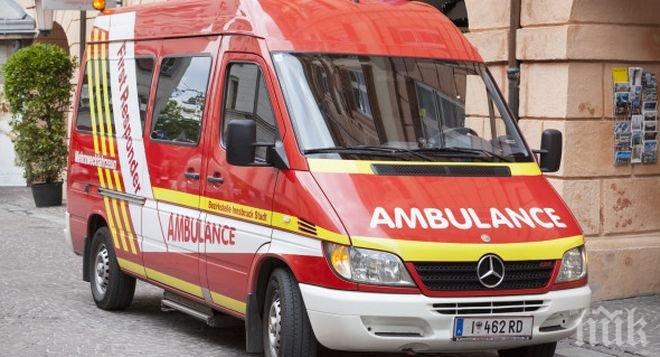 Двама загинали и най-малко 40 ранени при инцидент, предизвикан от буря в Австрия