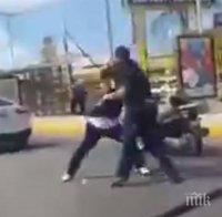 Побеснял шофьор потроши с тръба моторист заради бибиткане в центъра на Бургас