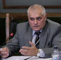 Вътрешният министър отсече: Ще въведем ред в ромската махала в Асеновград