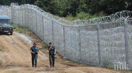 гореща новина зрее напрежение границата турски депутат пали протести оградата