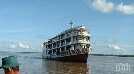 кораб потъна приток амазонка седем души загинали