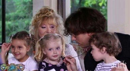 пенсионният фонд русия привика алла пугачова