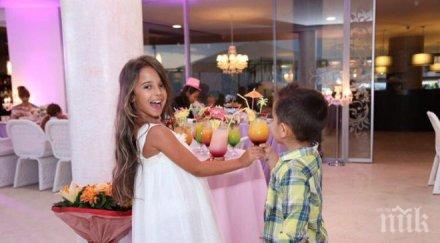 звънецът удари щерката мария марая клас снимка