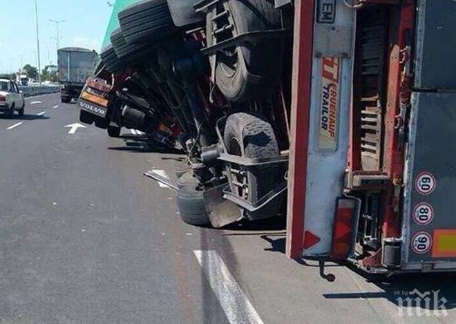 Жестоко меле на новото околовръстно в Бургас заради... 5 кюфтета 