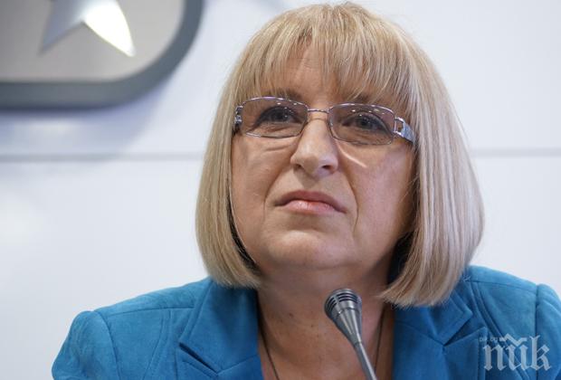 Цецка Цачева отива на работно посещение в Австрия