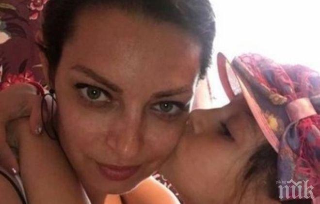 Млада майка от Варна се бори със страшно заболяване 