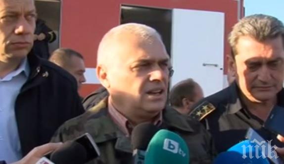 ОТ ПОСЛЕДНИТЕ МИНУТИ! Вътрешният министър призова хората от селата около пожара в Кресненското дефиле да напуснат домовете си 