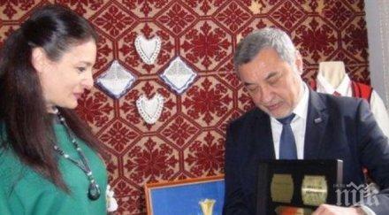 валери симеонов заминава украйна специални срещи българската общност