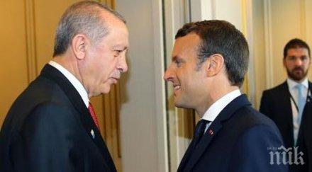 макрон иска ердоган освободи задържания турция френски журналист