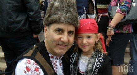 пик ретро александър симов ексклузивен коментар цветанов открие парламента народна носия патриотизмът превърна кич стока носи големи пари