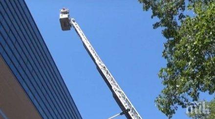 евакуация вадят кран бедстващи киносалон пловдивски мол