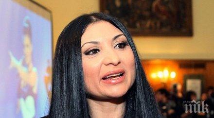 тлъсти пачки софка прибира 300 бона концерта арена армеец