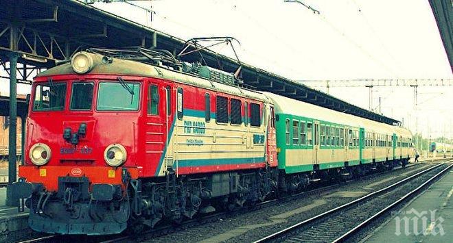 Инцидент! 21 човека са пострадали при катастрофа между два влака в Полша