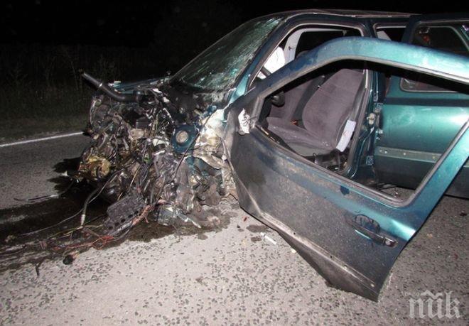 ЛАМАРИНИ: Автомеле призори на пъпа на Варна 