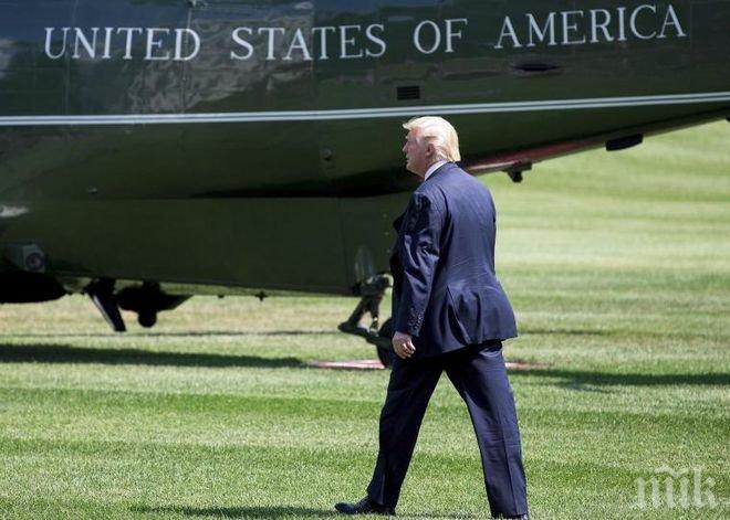 Тръмп се приземи в най-пострадалия от урагана град