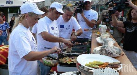 купон каварна откриват мидения фест