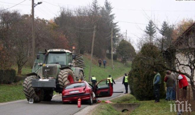 Шофьорка пострада при катастрофа с трактор