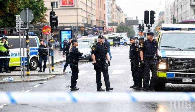КЪРВАВА АТАКА! Мъж нападна полицай в центъра на Стокхолм (СНИМКИ)