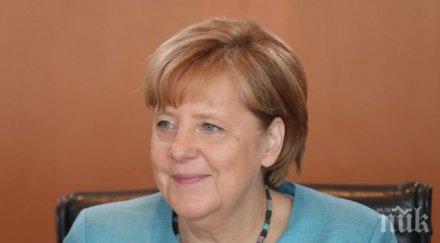 обстрелват меркел домати