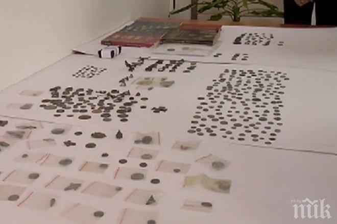 Спипаха крадени артефакти и ценности при спецакция в Ямболско
