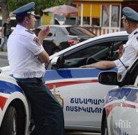 Екшън! В центъра на Ереван взривиха банкомат