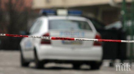 годишен мъж опасност живота ударен джип модерно предградие