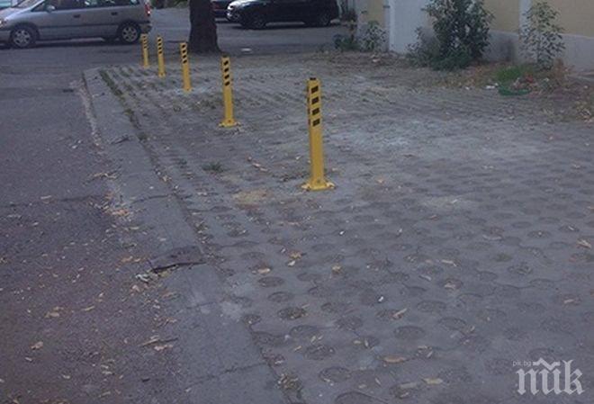 БЕЗСРЕБЪРНИЦИ?! Църквата направи платен паркинг на имот, дарен от Бащата на Бургас