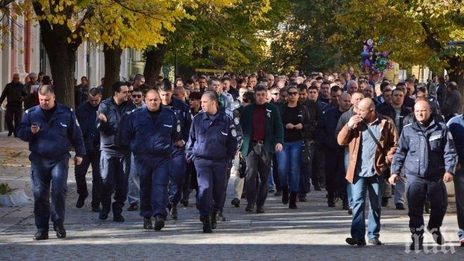 Скандал между МВР и синдикатите вдига отново полицаите на протест 