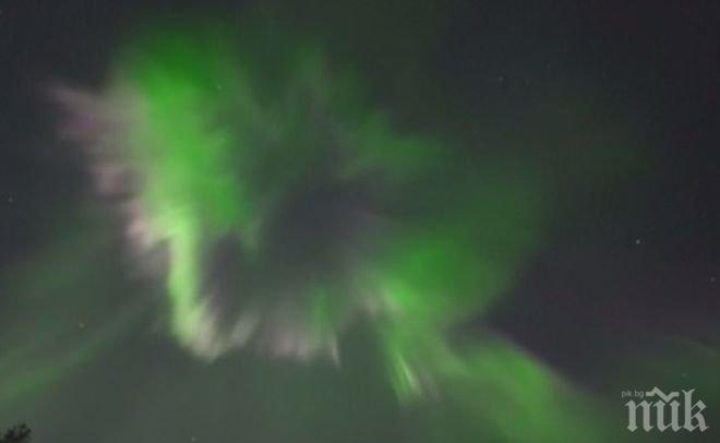 Забележително! Северно сияние в небето над Финландия