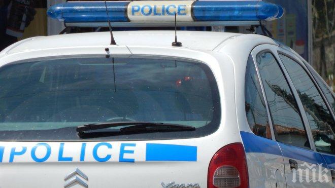 Двама мъже вдигнаха на крак полицията в Бургас с фалшив сигнал за побой и обир