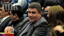 Райков, защо не уволниш Танов, а само го унижаваш?